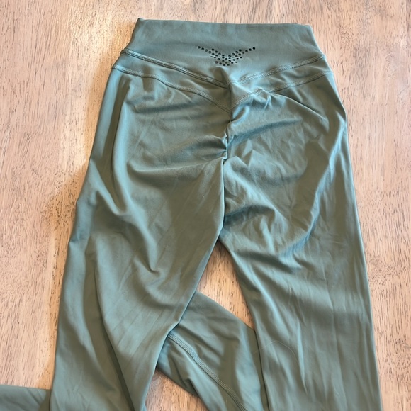 Whitney Simmons gymshark leggings - Picture 3 of 3